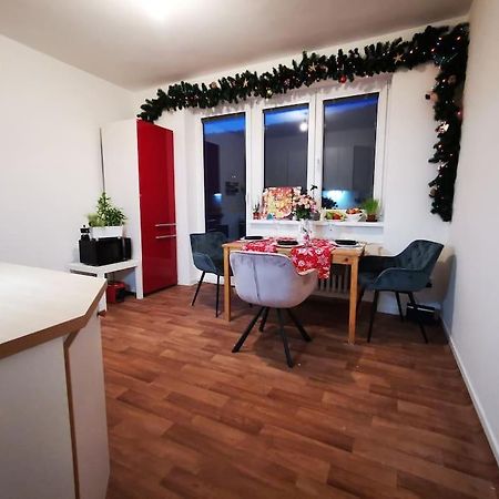 Cely Apartman Podlesi 54M2 S Dvema Balkony A S Novou Manzelskou Posteli, Zatim Neni Na Fotkach Apartment Brno Bagian luar foto