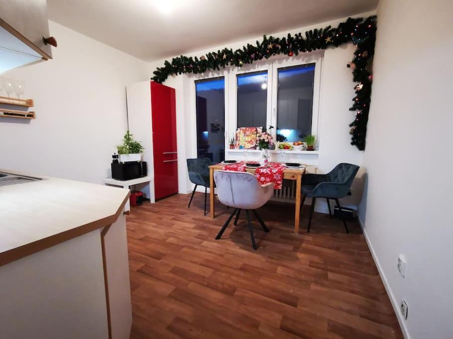 Cely Apartman Podlesi 54M2 S Dvema Balkony A S Novou Manzelskou Posteli, Zatim Neni Na Fotkach Apartment Brno Bagian luar foto